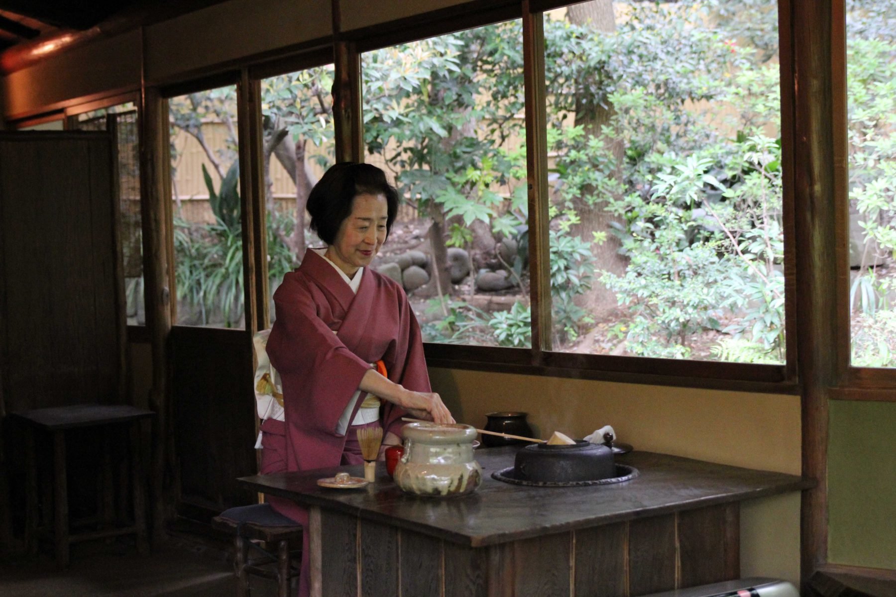 Tea ceremony at Happo-en gardens