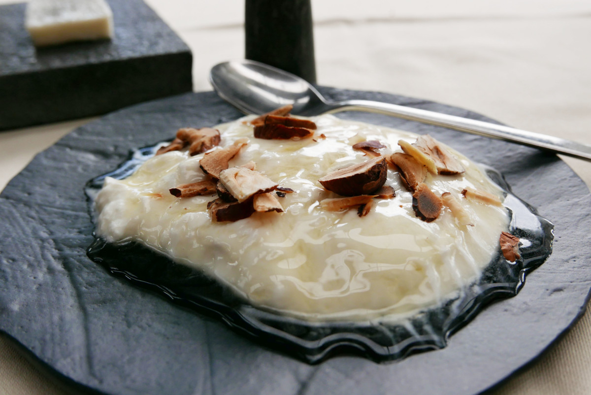 Fresh buffalo cheese, honey and hazelnuts