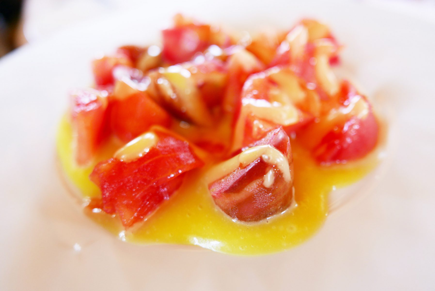 Tomatoes with honey and sherry vinegar sauce