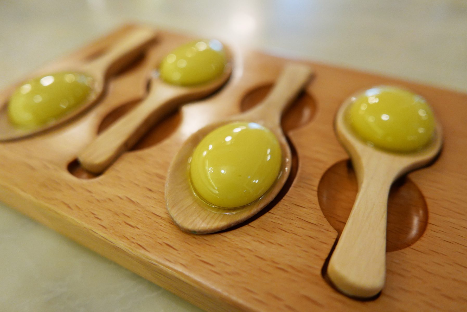 "Molecular" liquid olives are still served at Adrià restaurants 