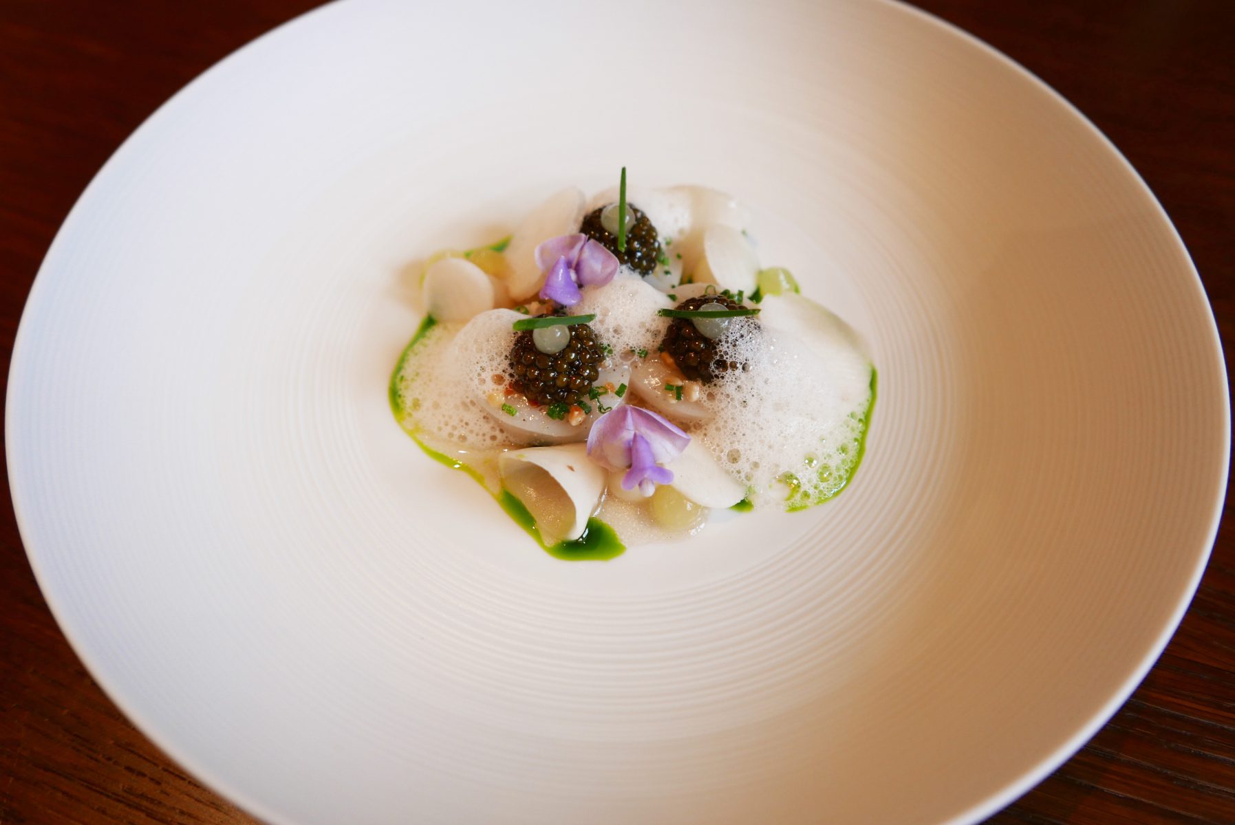 Scallop, caviar,hazelnut, Jerusalem artichoke and citrus