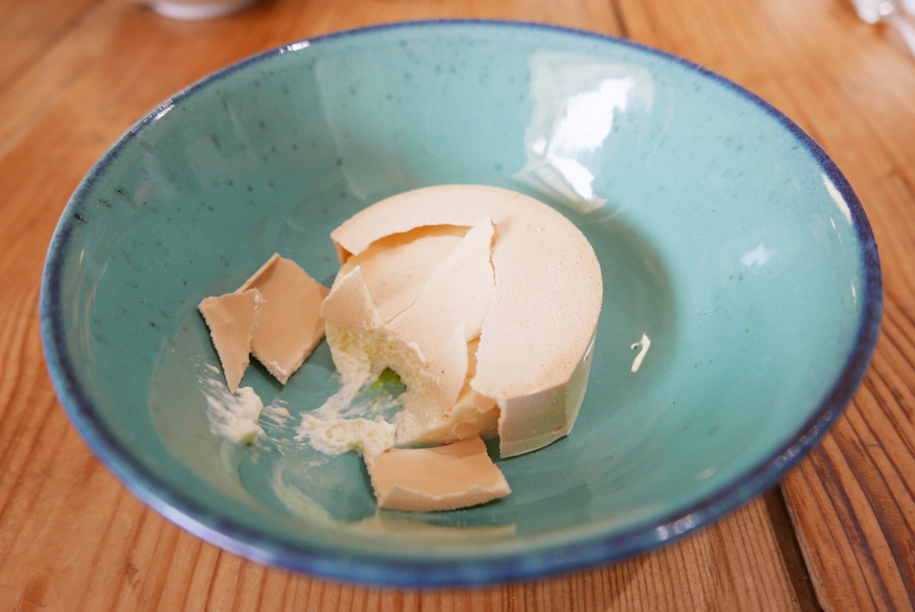 Cottage cheese with liquorice in chicory coffee shell