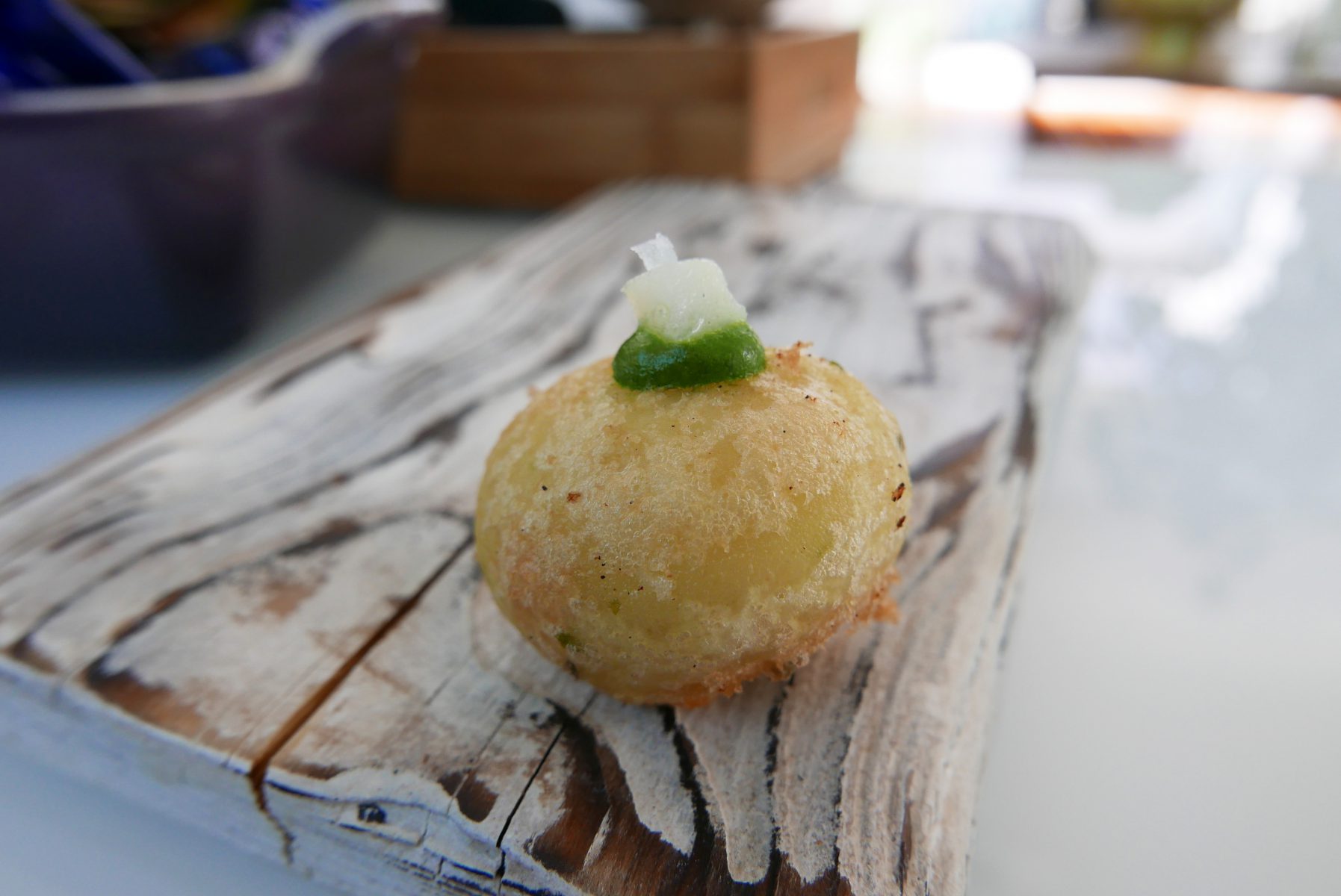 Light beignet of codfish