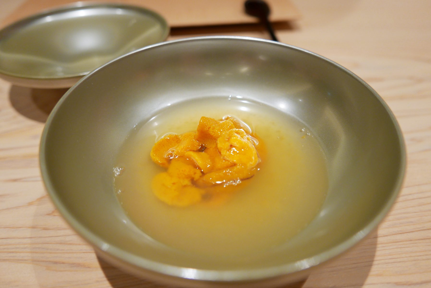 Uni (Sea urchin) in dashi