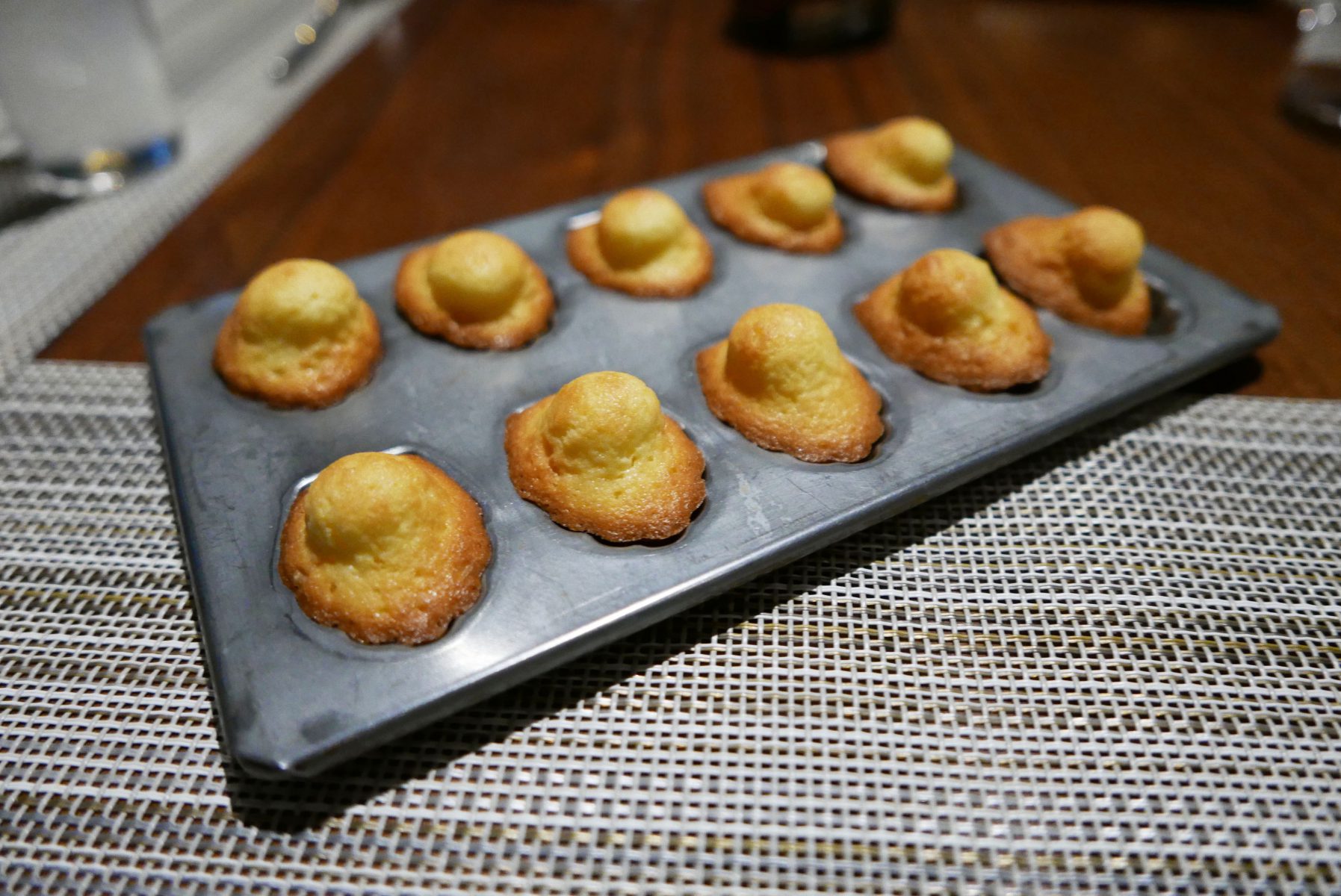Freshly baked madeleines