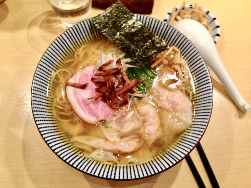 MOTENASHI KUROKI at Akihabara