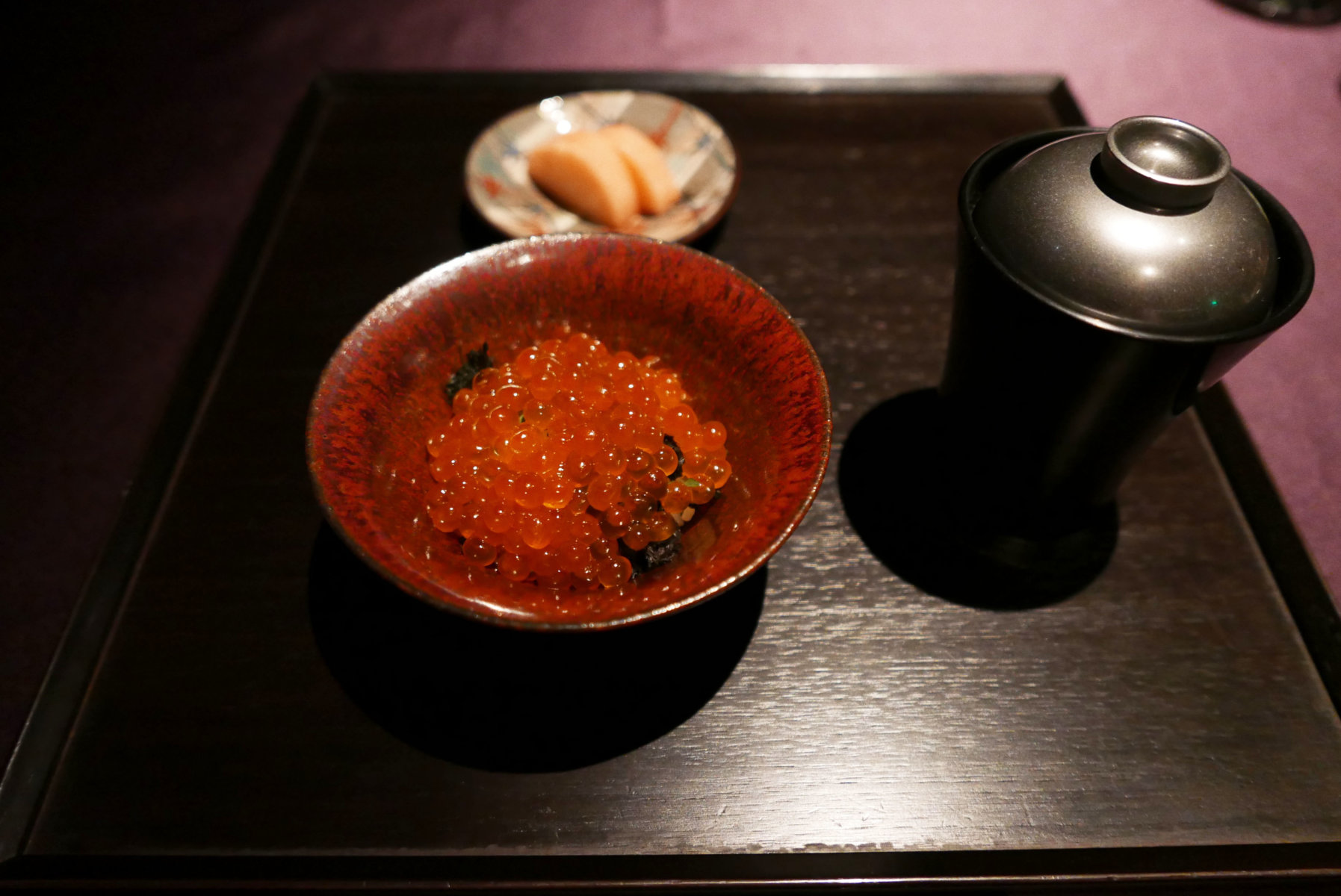 Steamed rice with ikura (salmon roe), miso soup, pickles