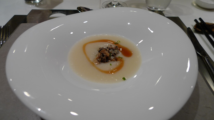 Abalone, chicken congee, black truffle