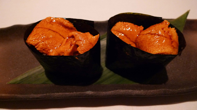 Sea urchin rolls