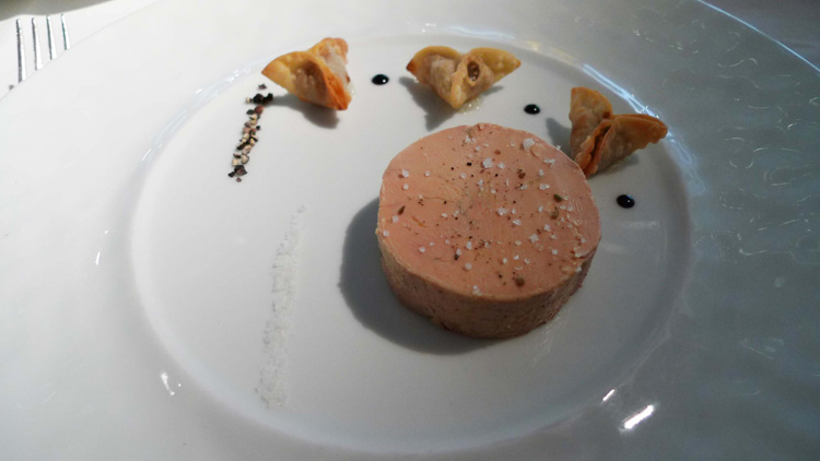 foie gras confit, rissoles (deep-fried pastry) with lemon