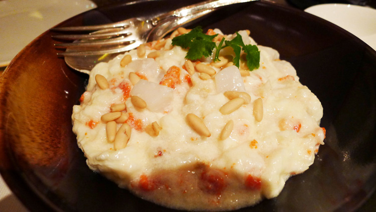 Stir fried crab meat and crab coral with scrambled egg white (interesting)