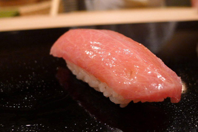 Chu-toro ( medium fatty tuna)