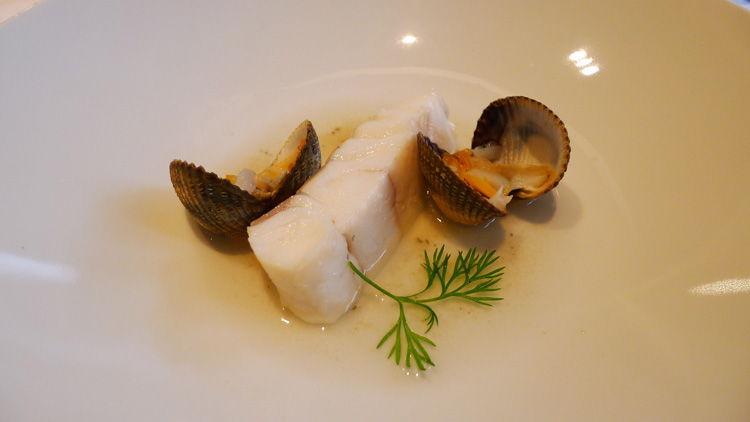 Steamed wild Dorset turbot, cockles, dill 