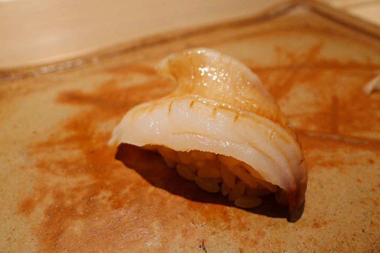 Mirugai (giant clam)