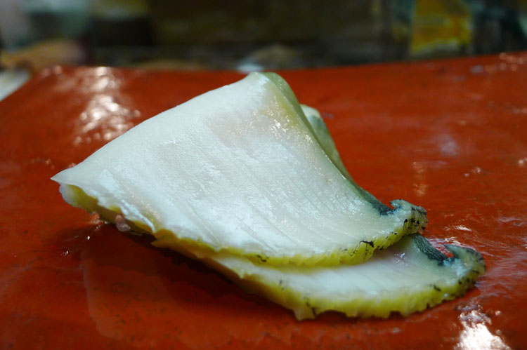 Abalone sashimi 