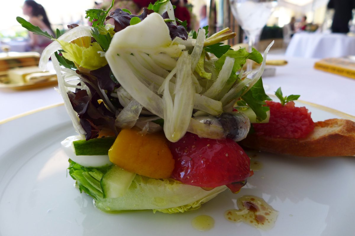 Riviera salad: mesclun, vegetables, tuna belly, anchovies, quail eggs