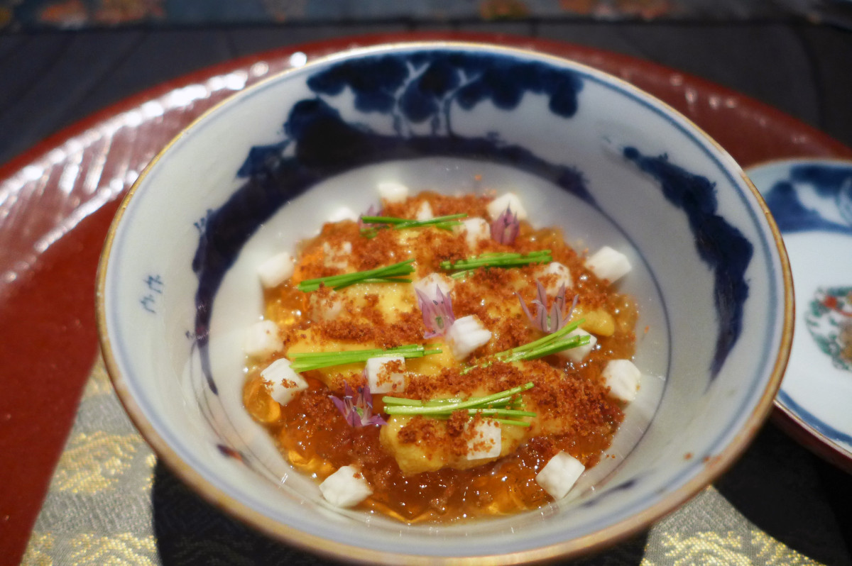 Egg custard with sea urchins and fragrance with onions at Ryugin, Tokyo