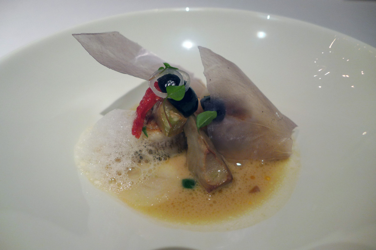 "Unique" : Japanese whiting with "barigoule" artichokes