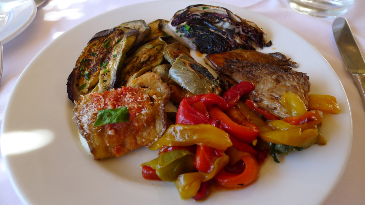 Grilled vegetables at La Fontelina