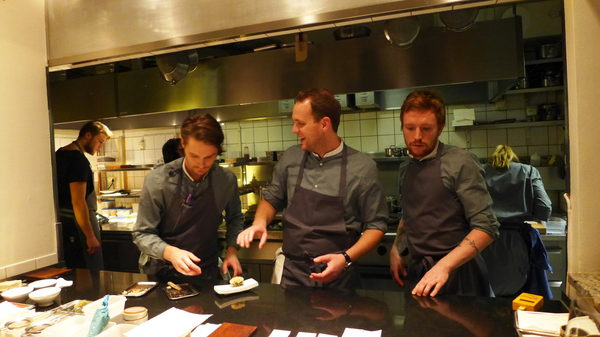 Björn Frantzén (in the middle) and the team