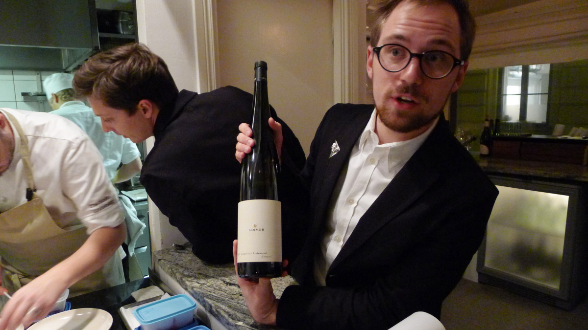 Sommelier Niklas Lofgren