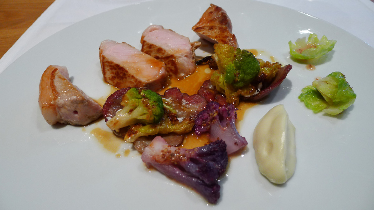 Pork loin and shoulder with cabbages déclinaison and mustard sauce