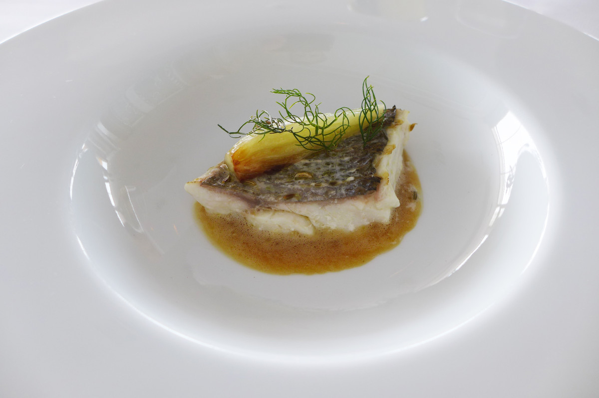 Sea bass with fennel juice and tarragon