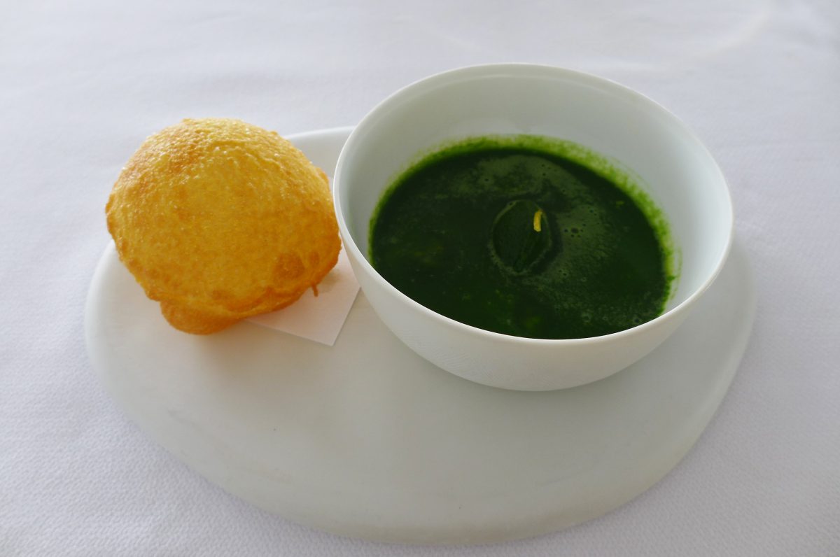 Lettuce and spinach custard with sea anemone tempura