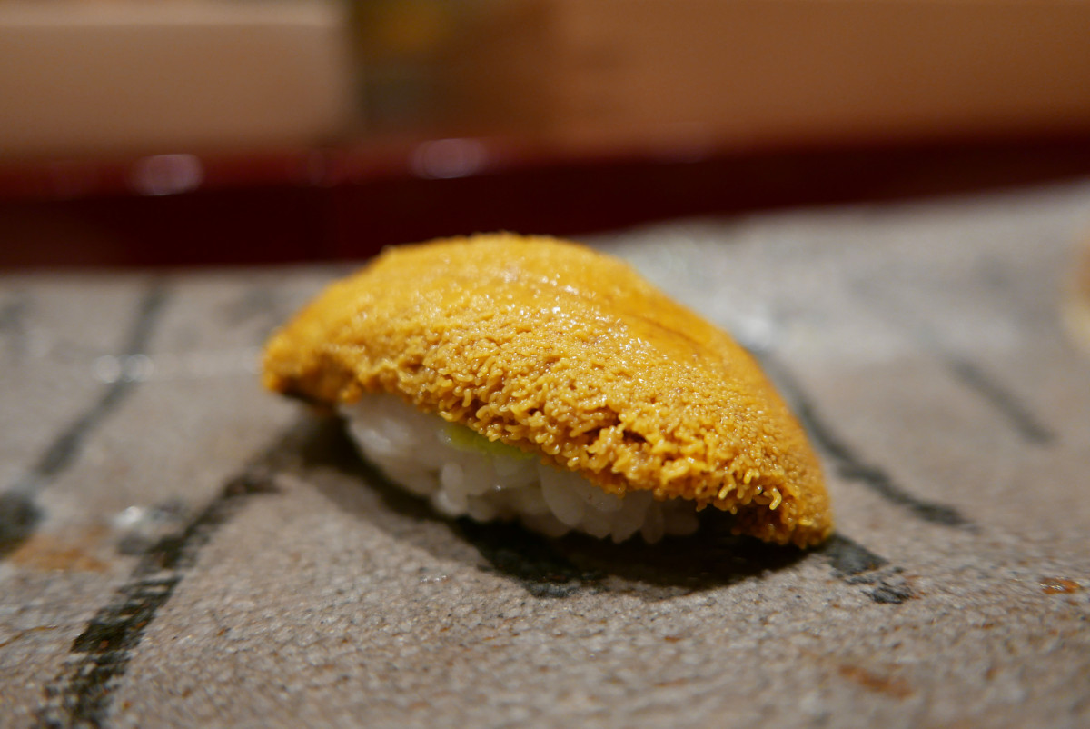 Murasaki uni ( sea urchin)
