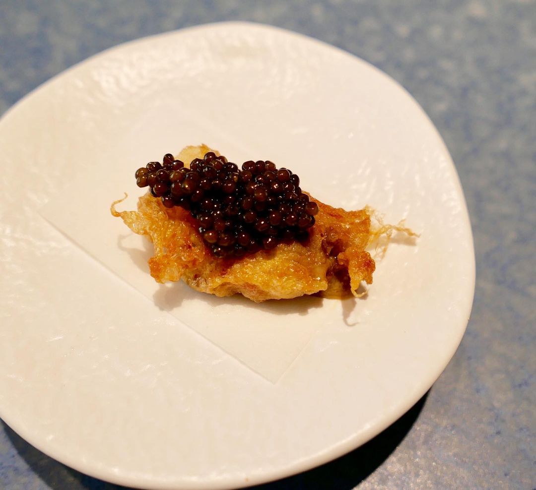 Shrimp brains "a la Romana" with caviar