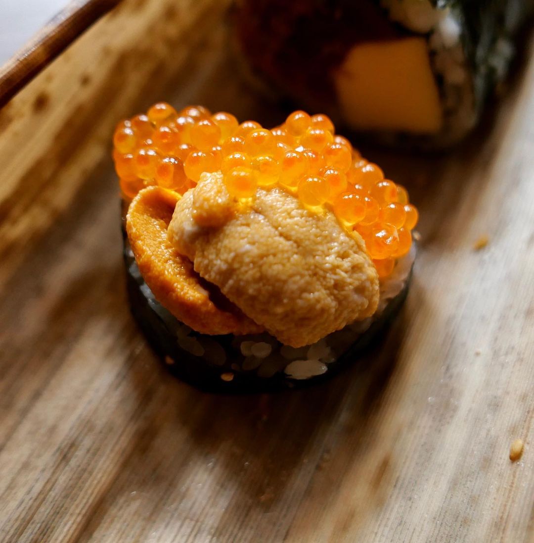 Kawibap with candied anchovy, omelet, sea urchin and trout roe