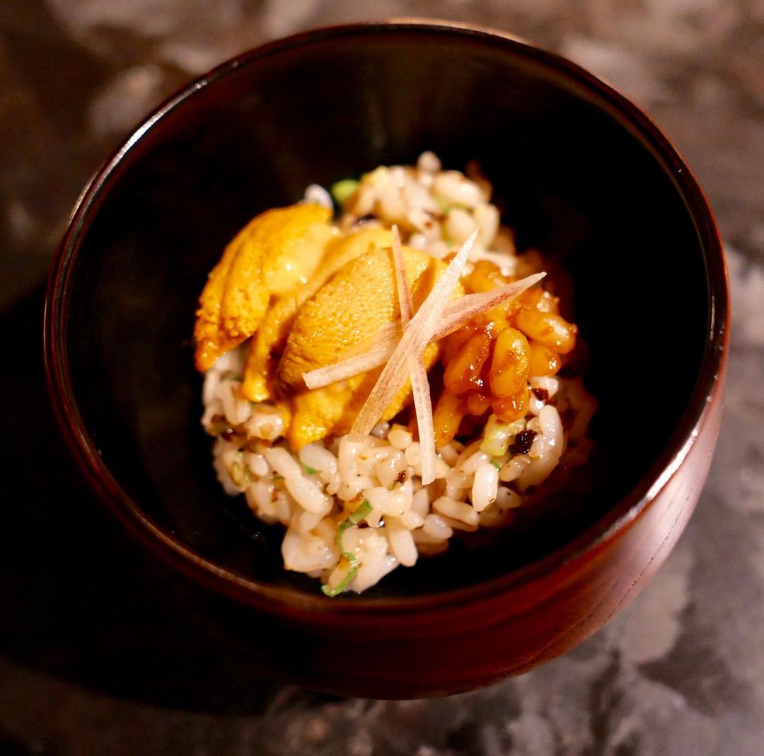 Rice with sea urchin