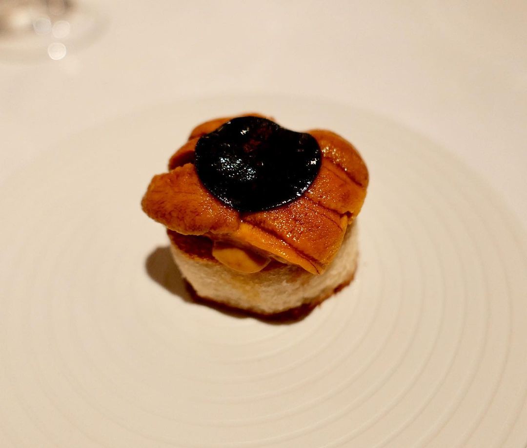 Hokkaido sea urchin and truffle toast