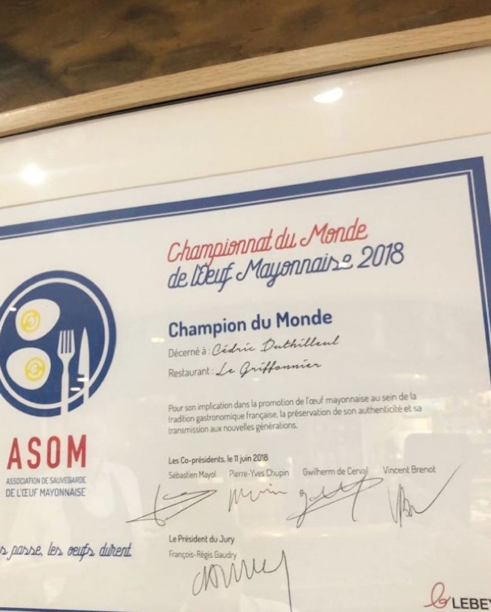 L'ouef mayonnaise champion du monde 2018 (decerné par L'ASOM (Association pour la sauvegarde de l'oeuf mayonnaise))